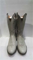 Size 13 EE cowboy boots