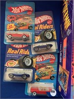 4 PC HOT WHEELS CARS