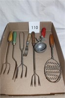 KITCHEN UTENSILS LOT