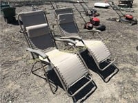 (2) RECLINING LAWN CHAIRS