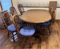 Vintage Table w/ 6 Chairs