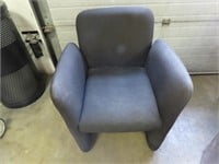 Office arm chair.