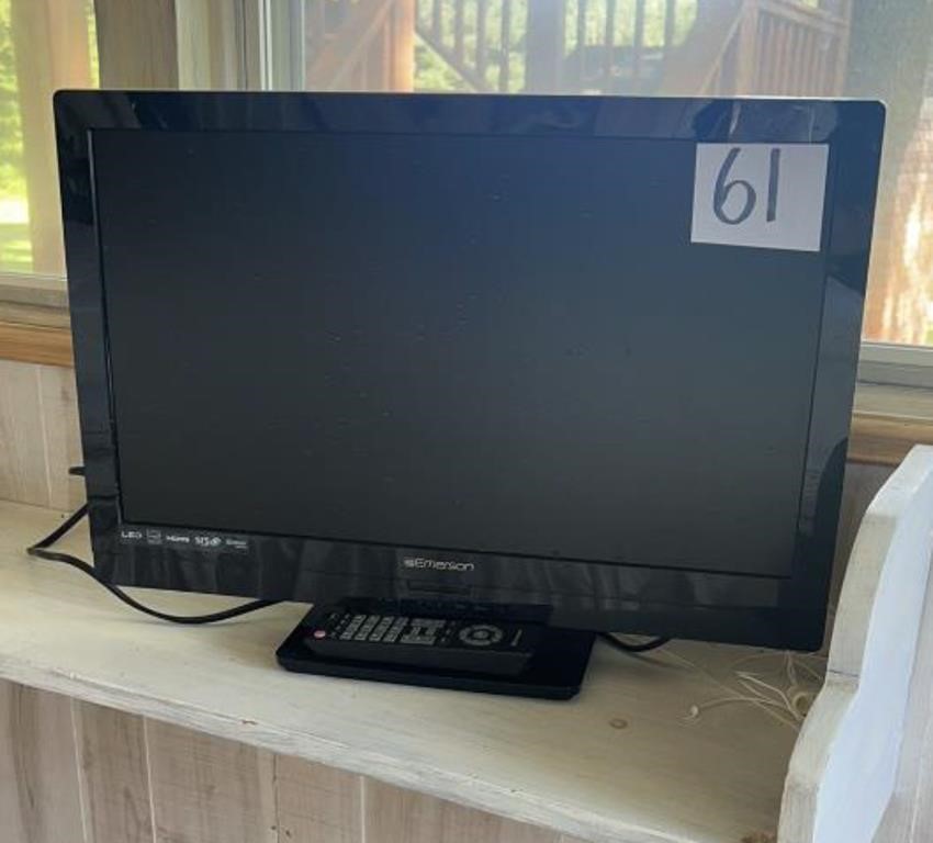 Emerson TV 21" with remote