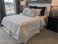 9PC QUEEN BEDDING