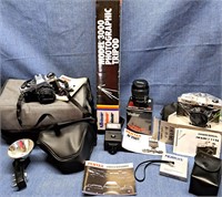 PENTEX 35 MM CAMERA SUPER PROGRAM & LENS FLASH LOT