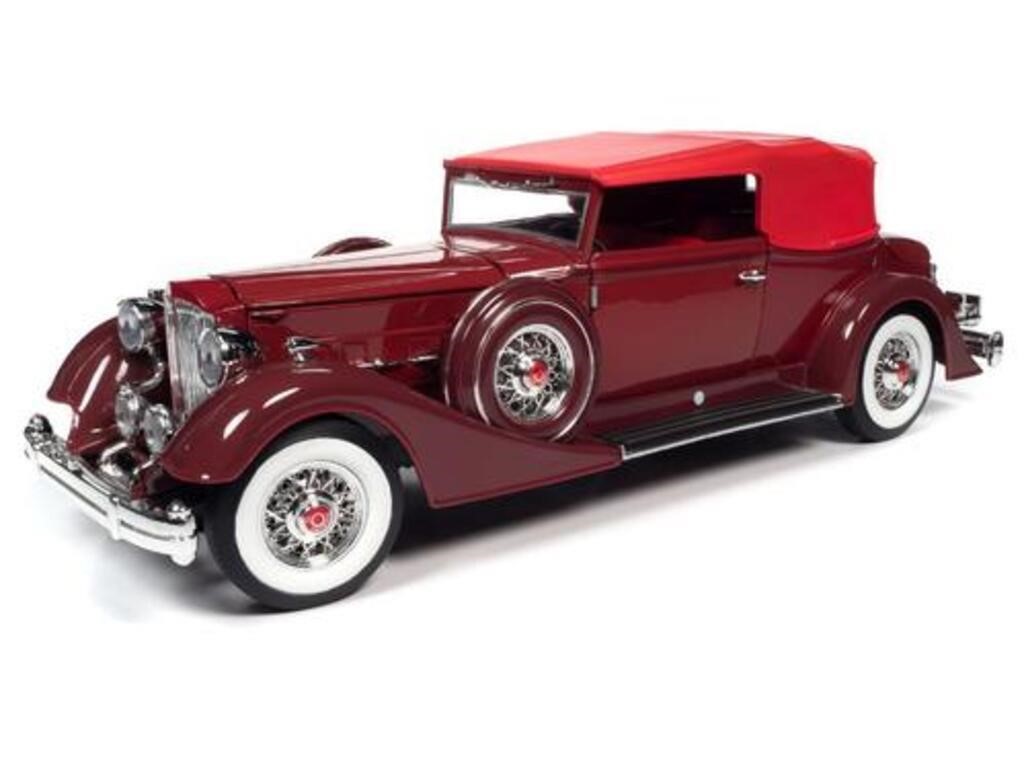 Packard V12 1934 - Scale: 1:18