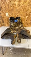 Cabela’s waders size 10R- approx 31” inseam