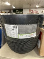 LARGE BROWN SOUTHERN PATIO PLANTER