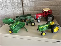 Vintage ERTL farm toys lot.