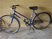 Vintage Universal 3 Speed Bike