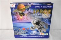 WORLD OF DISCOVERY SPACE EDUCATION BOX SET