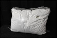 PAIR OF BEAUTYREST PILLOWS - POLYFILL