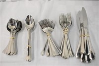 LAGOSTINA  54 PIECE CUTLERY SET