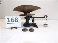 2 Toe Balance Scale w/ 2 Weights