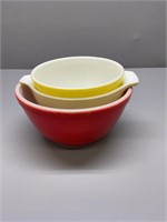 Pyrex Bowls