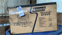 Coleman Stove Like New