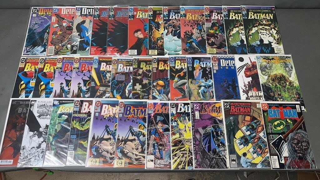 36pc Detective Comics & Batman DC Comic Books
