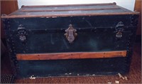 (R) Large Black Wooden Trunk/Chest