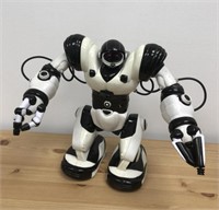 WowWee Robosapien Humanoid Robot