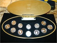 SET 12 SILVER CANADIAN QUARTERS IN DISPLAY