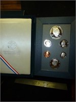US Mint 1990 Prestige Proof Coin Set in Box w/ COA
