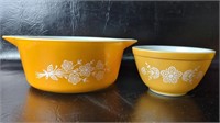 Pyrex Butterfly Gold 2.5 Liter Casserole Dish &