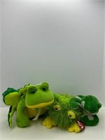 Plush Frogs Lot