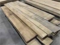 PALLET OF RED OAK BOARDS 4IN X 8FT