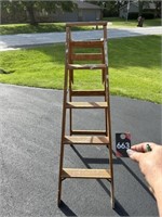 5" Keller Wood Ladder