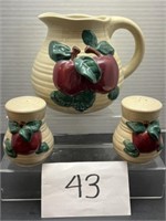 Vintage ceramic Apple pitcher & salt / pepper