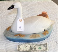 1991 TUNDRA SWAN JIM BEAM DECANTER