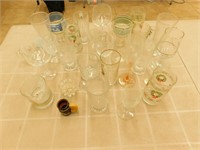 Various glasses / goblets / steins