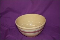 Early Ovenware 8" dia mixing bowl