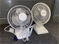 2 DESK FANS