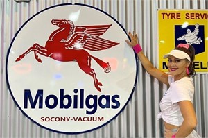 Mobilgas Round Sign