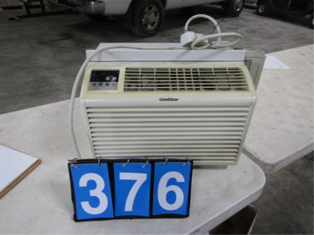 GOLD STAR AIR CONDITIONER - WORKS PER CONSIGNOR