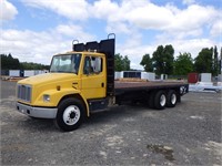 1999 Freightliner FL80 25' T/A Flatbed Truck