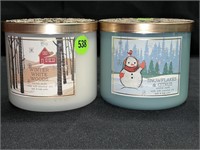 2 BATH AND BODY WORKS - WINTER WHITE WOODS