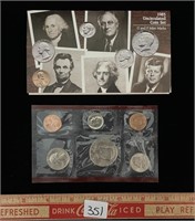 1985 UNCIRCULATED COIN SET U.S MINT