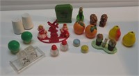 (11) SETS OF VINTAGE SALT AND PEPPERS AND