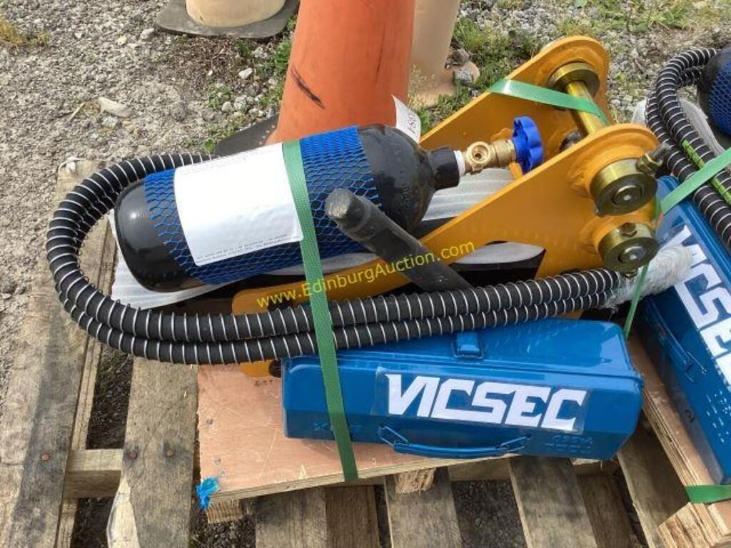 Unused 2024 VICSEC VC35 hydraulic breaker