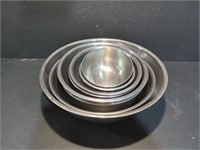 8 metal mixing bowls
