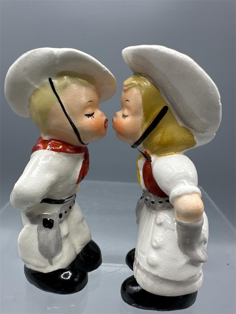 napco cowboy & girl kissing salt and pepper
