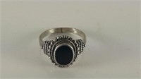 STERLING SILVER ONYX RING