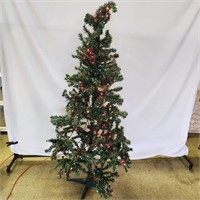 Pre-lit 5ft Christmas tree works! 3 sections