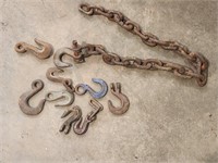 Chain hooks & piece of chain