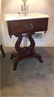 Early mahogany Victorian harp base end table