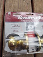 New Kwikset keyed entry Doorknob