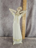 ROYAL DOULTON DAYBREAK HN 3107 FIGURINE 1985