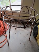Metal Plant Stand 10 x 15" Needs Paint
